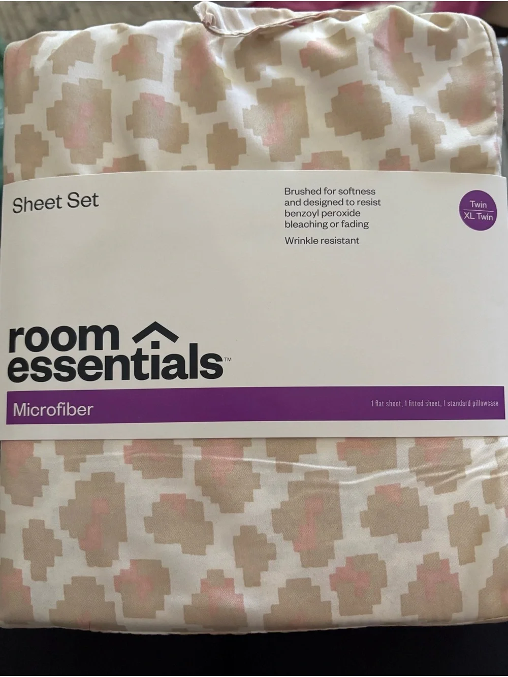Room Essentials Microfiber Sheet Set in Tan and Pink Geometric Print